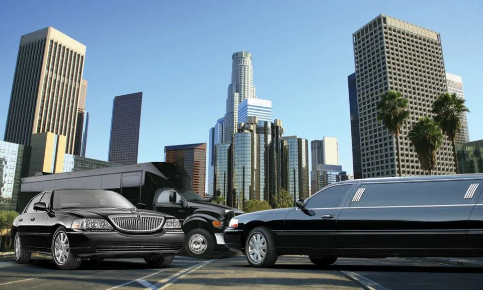 Theatre District Treasures: Limo Services for Broadway Enthusiasts
